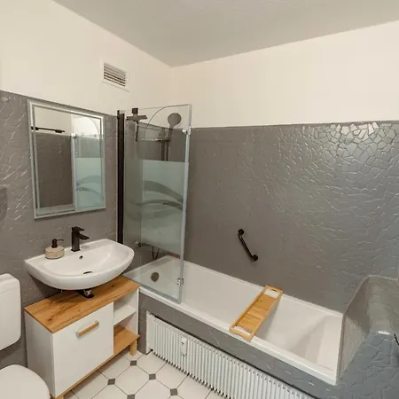 Wolkenloft Mit Meerblick Und Schwimmbad - Haustiere Willkommen Appartamento Sierksdorf